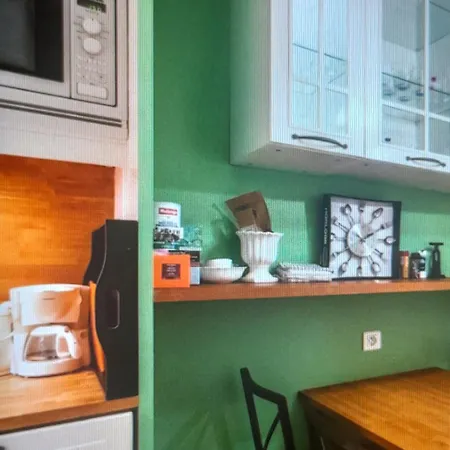 1 Minute Gare Montparnasse , Center, Awsome Place, Close To Eiffel Tour And Louvre Meusm , Front Metro Апартаменты *