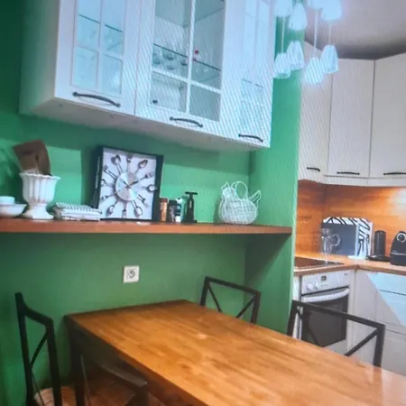Апартаменты 1 Minute Gare Montparnasse , Center, Awsome Place, Close To Eiffel Tour And Louvre Meusm , Front Metro Париж