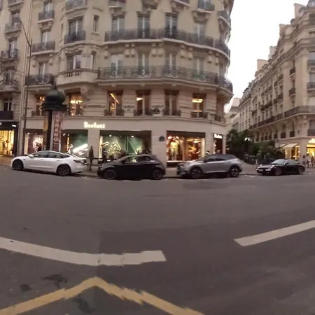 Апартаменты 1 Minute Gare Montparnasse , Center, Awsome Place, Close To Eiffel Tour And Louvre Meusm , Front Metro