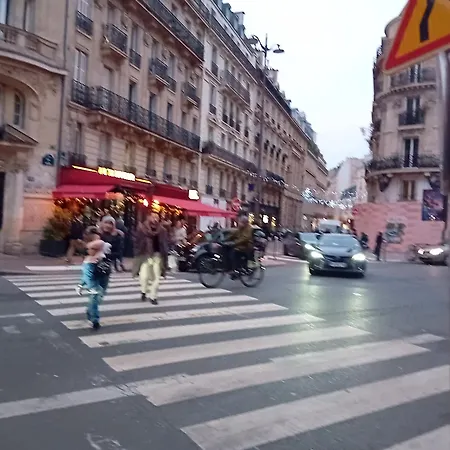 Апартаменты 1 Minute Gare Montparnasse , Center, Awsome Place, Close To Eiffel Tour And Louvre Meusm , Front Metro
